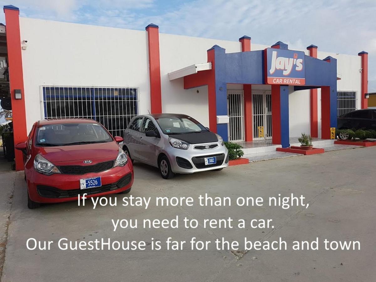 Varadero Marina Airport Guests Rooms Oranjestad Exterior foto