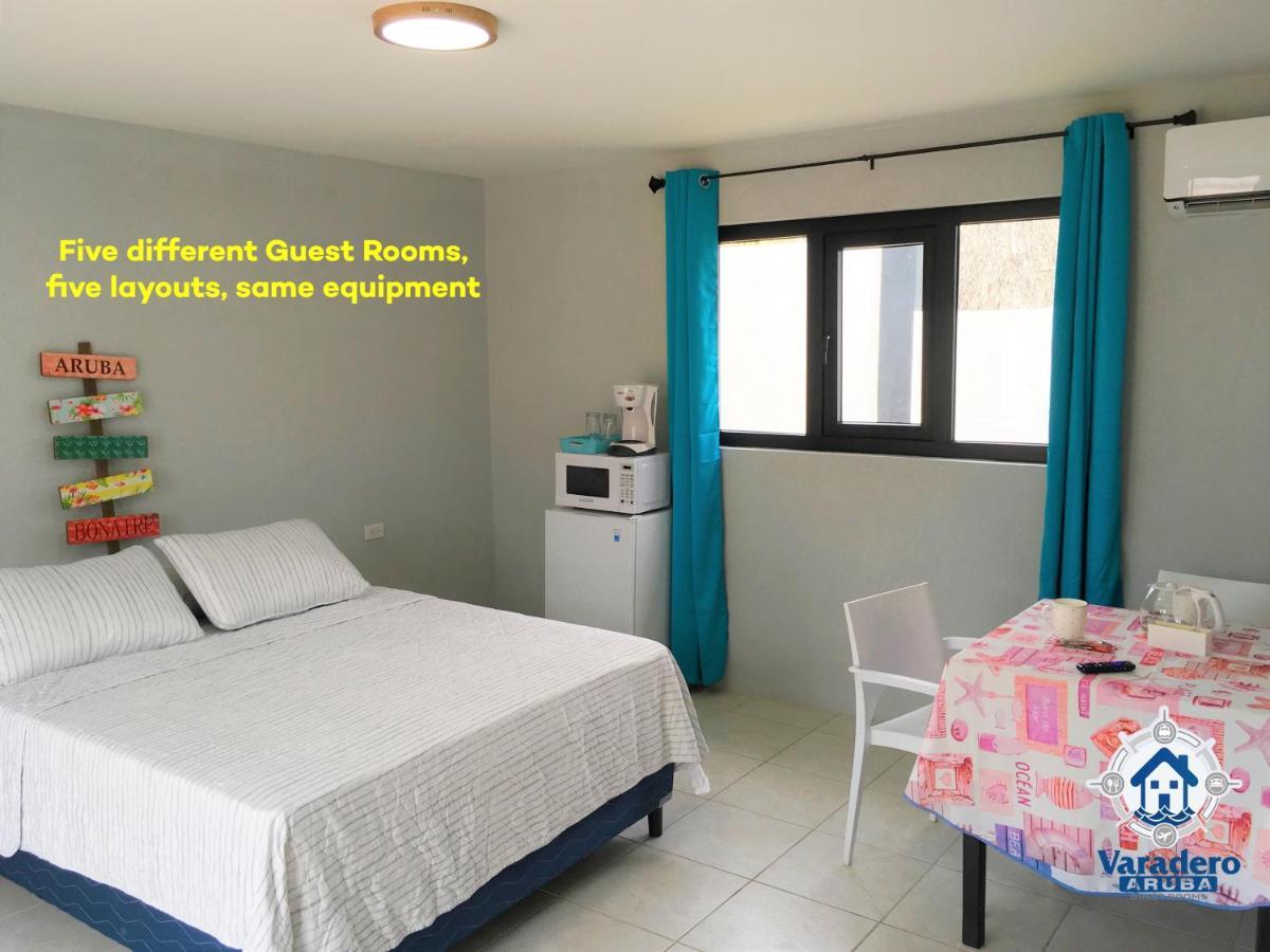 Varadero Marina Airport Guests Rooms Oranjestad Exterior foto